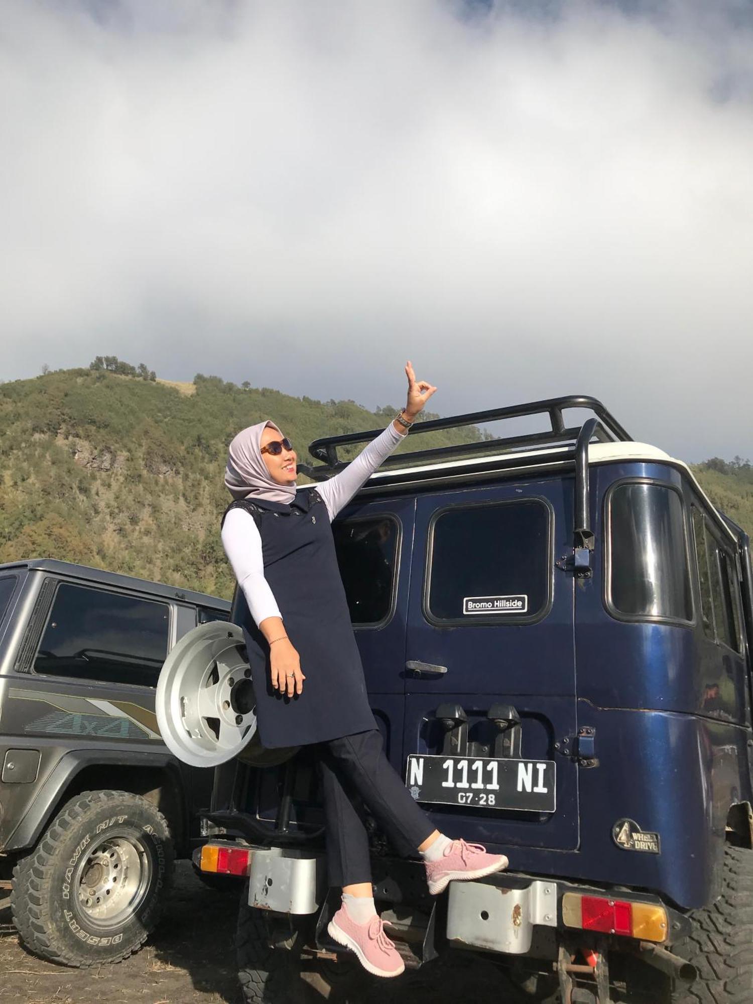 Aaa, Fan Family, Aesthetic Bromo, Managed By Triple A Tour, Additional Bromo Jeep Tour Sunrise And Airport Shuttle Ngadisari Exterior photo